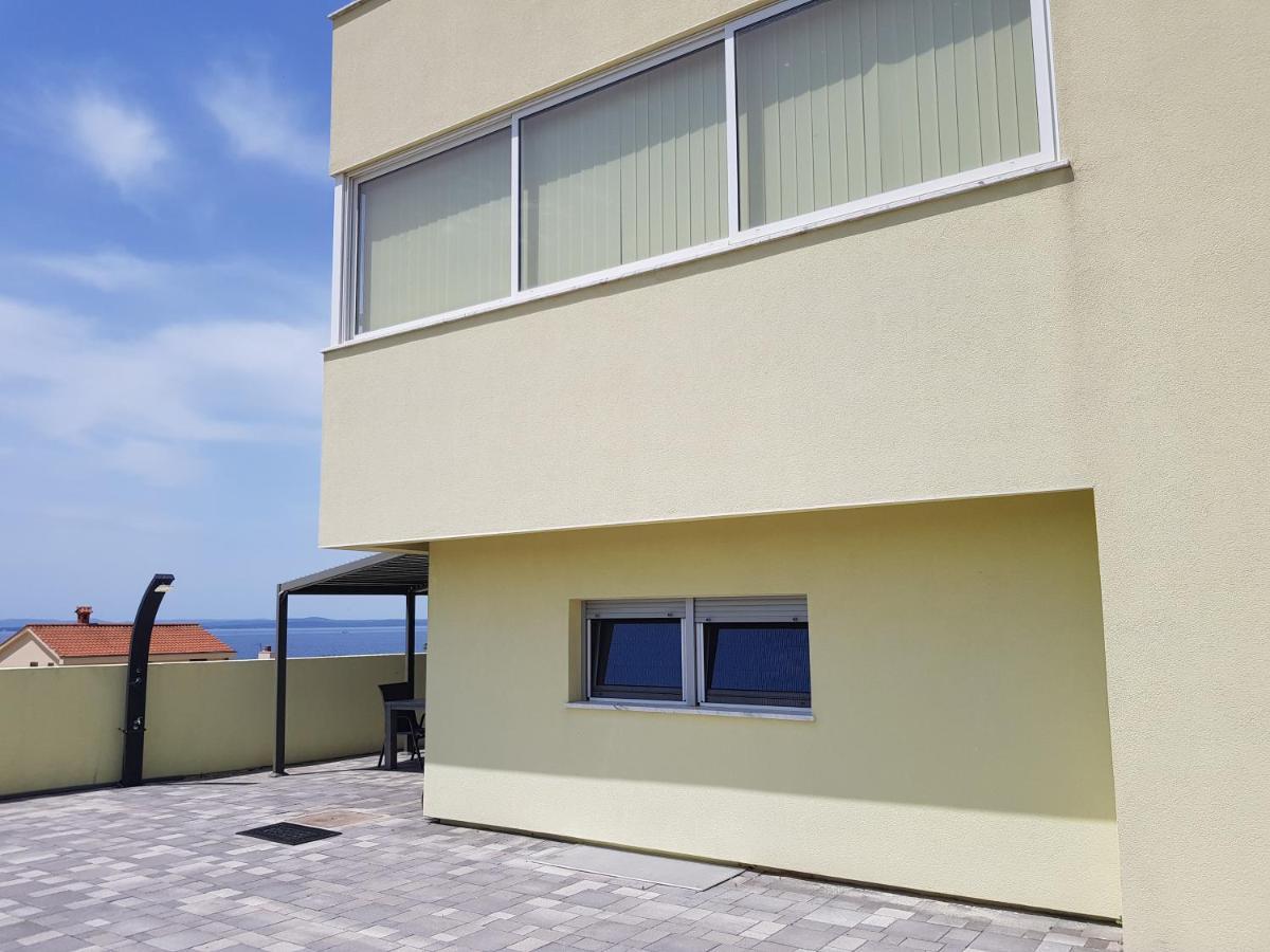 Yellow Cube Kozino Exterior photo